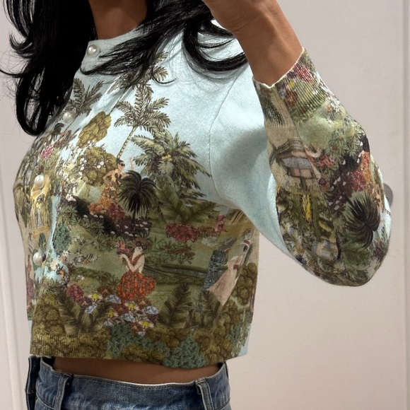 Alice and Olivia cropped Sweater. Size small - Picture 5 of 7